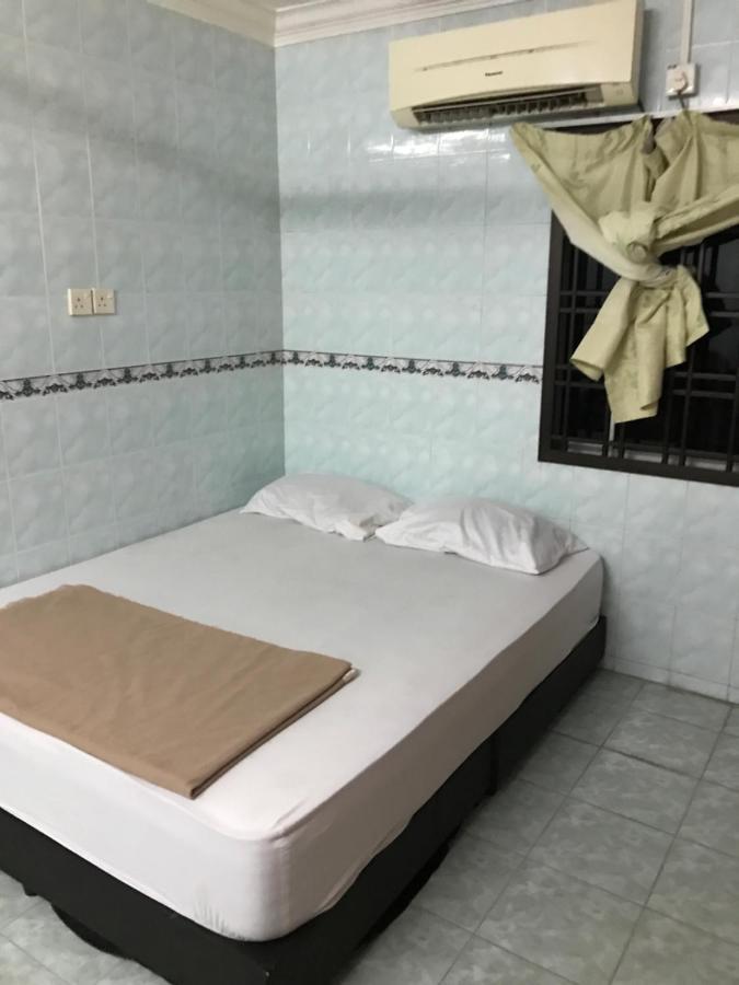 Yb House Hotel Kuantan Eksteriør billede